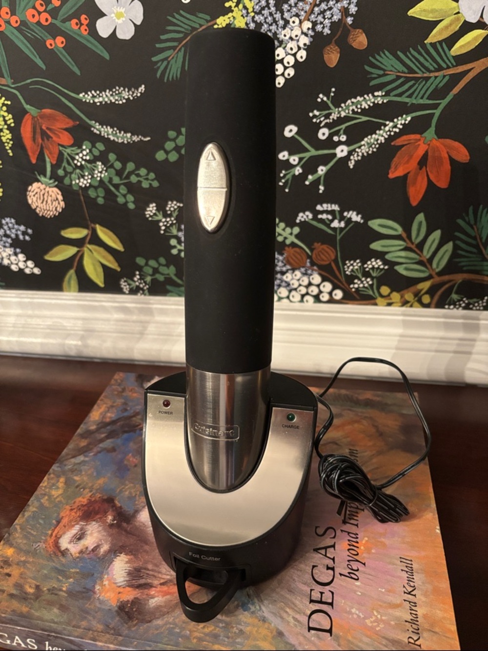 Cuisinart Electric Wine Opener in Black and Silver Finish